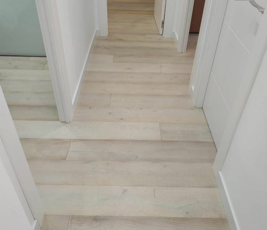 tarima multicapa de madera oferta suministro espa&ntilde;a roble aceitado vintage y rustico